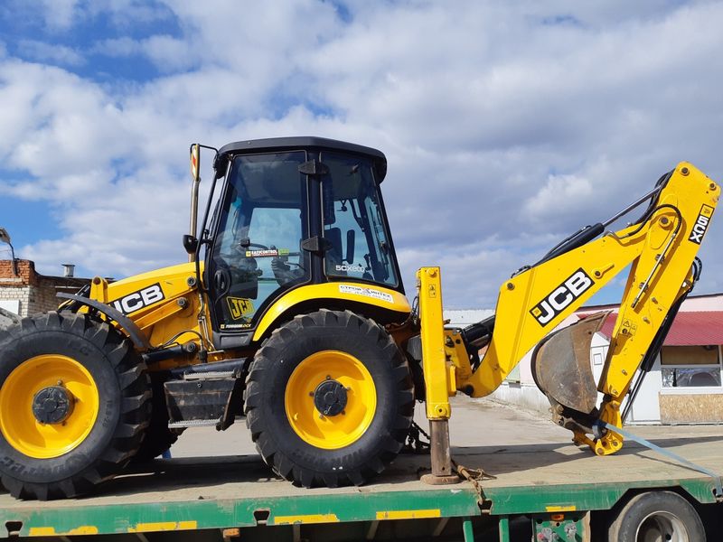 Аренда экскаватора-погрузчика JCB 5CX